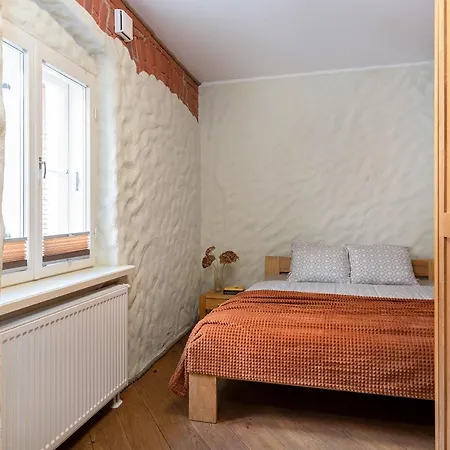 Rueuetli In Old Town Apartment Tartu
